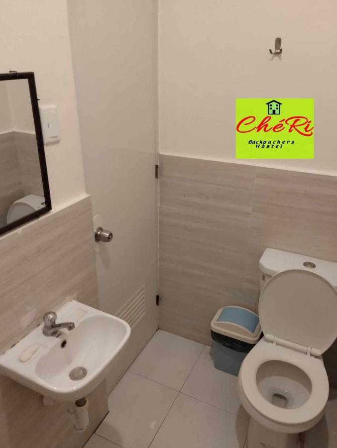 Cheri Backpackers Hostel Moalboal Eksteriør bilde